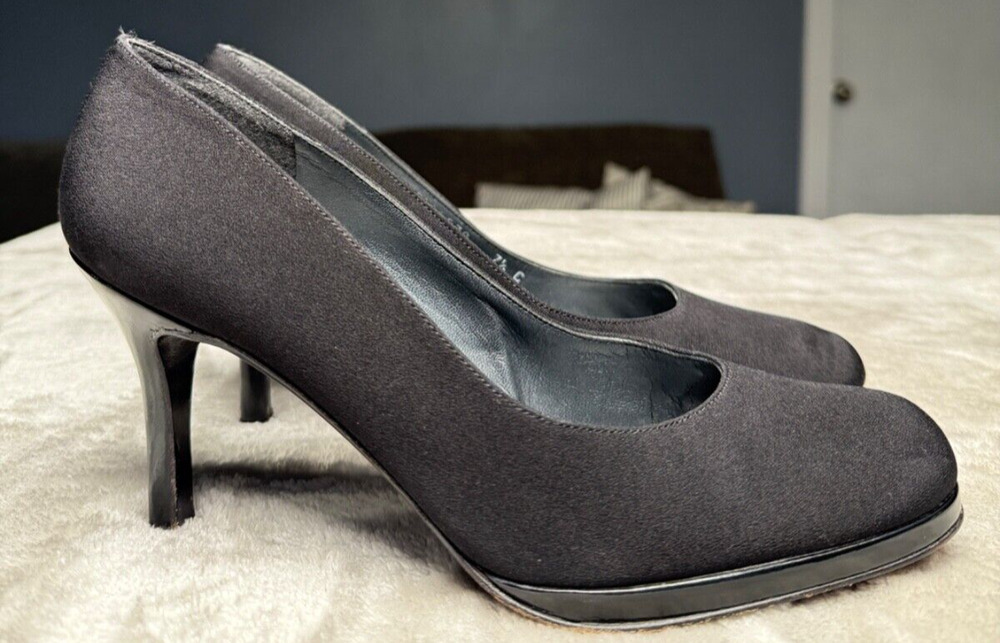 Stuart Weitzman Black Microfiber Leather Platform Heels Womens Size 7.5 C Office